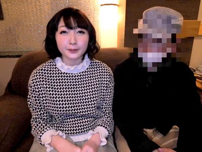 寝取られ応募企画で人妻NTRの不貞セックスしちゃう出産直前ポテ腹の臨月妊婦！変態夫婦の痴態映像！_の画像